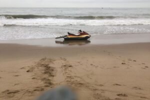 Corpo é resgatado após ser visto boiando em praia de Balneário Camboriú (SC)