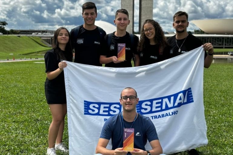 Estudantes do SENAI do Vale do Itajaí Mirim participam da competição internacional Grand Prix América Latina