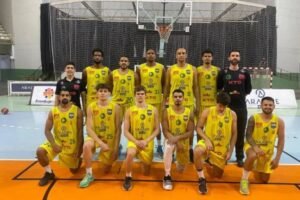 Brusque vence Jaraguá e enfrenta Blumenau na final do Catarinense de Basquete