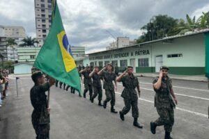 Dia da Bandeira: Tiro de Guerra de Brusque realiza formatura