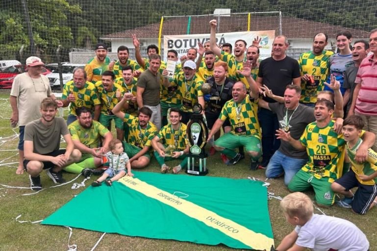 Ourífico faz história e conquista título do Campeonato Municipal de Futebol Amador de Botuverá em final épica