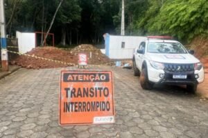 Prefeitura reforça interdição da Cascata do Fernandes e pede colaboração da população