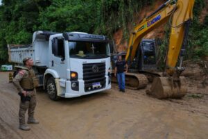 Trabalho de reconstrução continua nos municípios de SC afetados por fortes chuvas