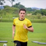 Brusque realiza último treino antes do jogo contra o Joinville