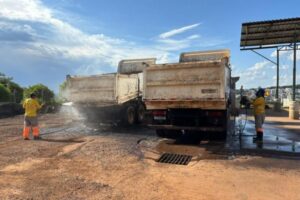 Chapecó envia máquinas e equipe para o Litoral Norte de SC após fortes chuvas na região