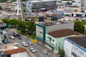 Trânsito ganha melhorias na Rua Hercílio Luz com proibição de estacionamento em trecho