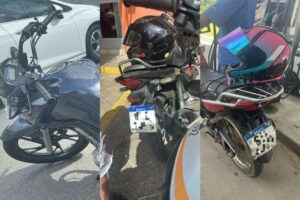 Motociclistas são autuados pela GTB transitando sem retrovisor em Brusque