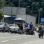 Motociclista fica ferido após colisão com carro na Rodovia Antônio Heil