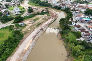 Obras no Trecho I da avenida Beira Rio sentido Dom Joaquim continuam em ritmo acelerado