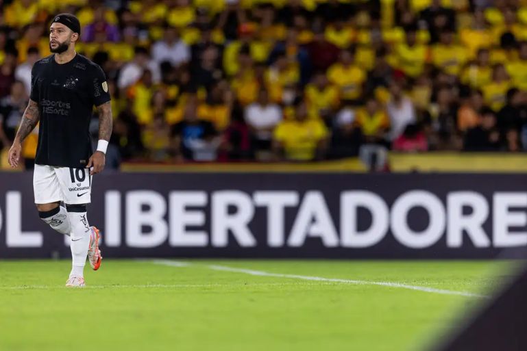 Corinthians joga mal e se complica na Pré-Libertadores