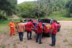 Bombeiros encerram buscas por pai e filha de Blumenau que estão desaparecidos; entenda o motivo