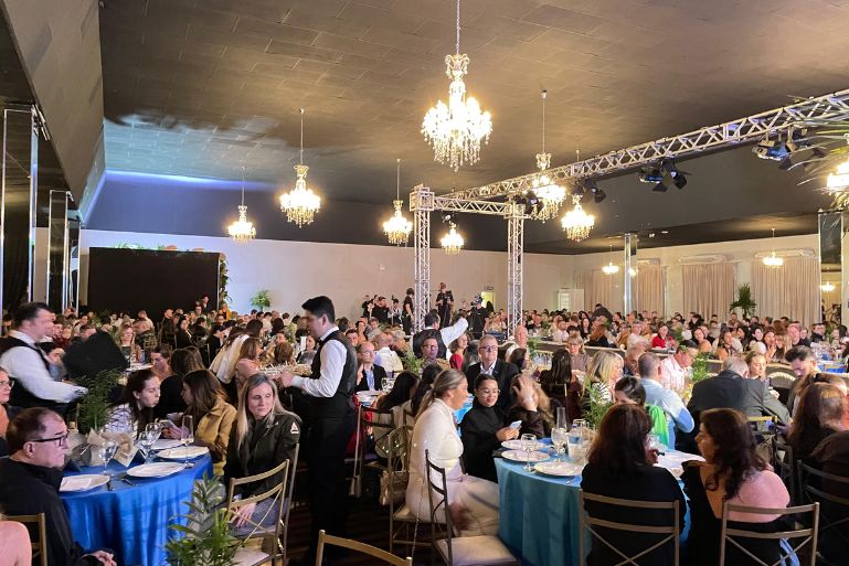 70ª Pronegócio: Desfile e homenagens marcam segundo dia da rodada