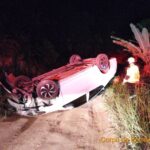 Capotamento em Gaspar: motorista é socorrido após acidente na Rua Júlio Testoni