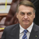 Bolsonaro é internado em Brasília para exames após episódio de mal-estar