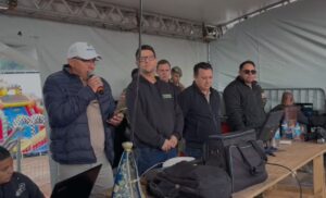 VÍDEO: Fenajeep presta homenagem às vítimas de acidente com balão em Santa Catarina