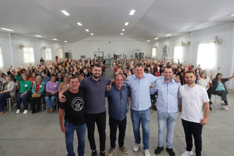 Encontro Municipal das Mulheres reúne cerca de 250 participantes em Guabiruba