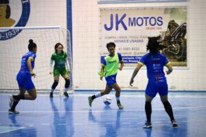 Barateiro Havan Futsal enfrenta o Telêmaco Borba pela Liga Feminina de Futsal