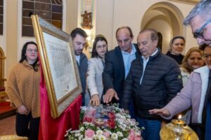 FÉ: SC recebe relíquias sagradas de Santa Teresinha e seus pais