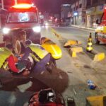 Mulher fica inconsciente após queda de moto em Gaspar