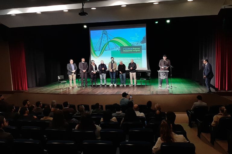 Prefeitura realiza o 2º Encontro do Programa Brusque Mais Inteligente