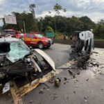 Acidente na BR-101 deixa um morto e quatro feridos em Araquari