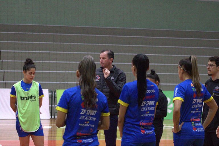 Barateiro Havan Futsal recebe a Female pela Liga Feminina de Futsal