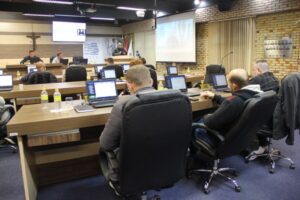 Câmara de Brusque mantém veto a projeto de lei que autorizava pagamento de tributos via Pix