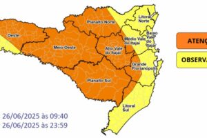 Chuva intensa e ventos fortes atingem Santa Catarina; Defesa Civil em alerta