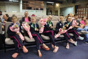 Vereador destaca conquista da equipe de ginástica rítmica de Brusque