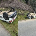 Condutor perde controle, bate em barranco e capota veículo em Brusque