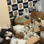 Polícia Civil e Vigilância Sanitária interditam laboratório clandestino de refis para cigarros eletrônicos