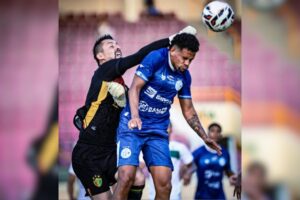Brusque FC sofre a virada e é goleado pelo Confiança no Brasileiro  Série C