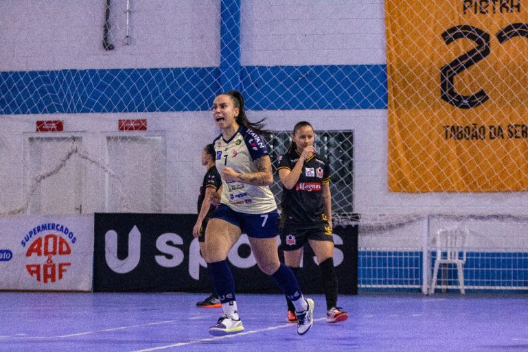 Barateiro Havan Futsal é superado pelo Taboão Magnus pela Liga Feminina de Futsal