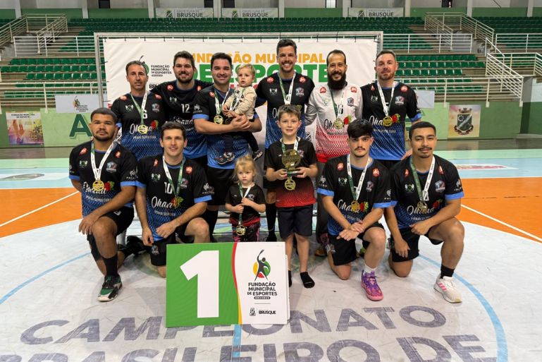 São Pedro conquista o título do handebol masculino nos Jogos Comunitários de Brusque 2025