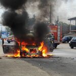 VÍDEO: Incêndio destrói veículo em Gaspar; motorista não se feriu