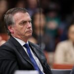 Ex-presidente Jair Bolsonaro passa por exames e seguirá tratamento em casa