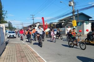 Primeiro Passeio Ciclístico FIP Kids reúne famílias em Brusque