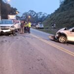 Colisão frontal em Brusque deixa gestante ferida e motorista suspeito de embriaguez