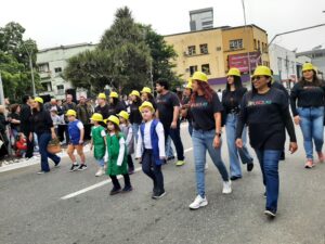 FOTOS: Desfile de aniversário de Brusque celebra 165 anos do município