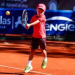 Brusquense de 7 anos é vice-campeão em etapa do circuito nacional de tênis em Londrina