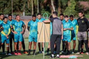 Após derrota em casa para Londrina, Brusque FC se reapresenta no CT do América