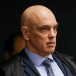 Moraes dá 48h para Bolsonaro explicar documento com pedido de asilo