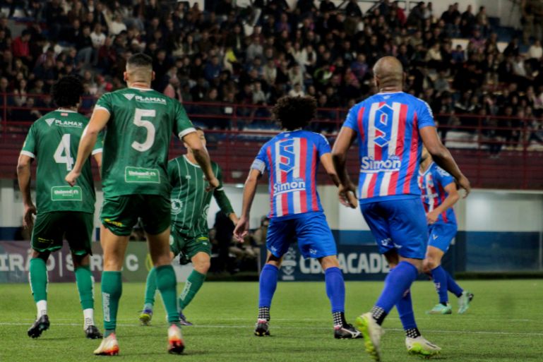 Carlos Renaux x Camboriú: FCF define datas das finais da Série B do Catarinense