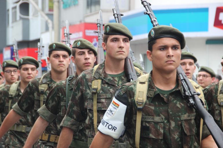 Brusque abre inscrições para o Desfile Cívico de 7 de Setembro
