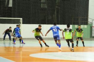 Bocha e futsal agitam Comunitários nesta terça-feira (19)