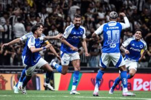 Copa do Brasil: Cruzeiro vence Atlético por 2 a 0 e fica perto da semifinal