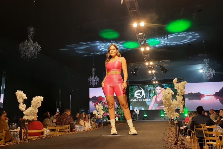 IMAGENS: Desfile apresenta tendências do Alto Verão 2026; 71ª Pronegócio já supera meta
