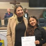 Jovens recebem certificados do Programa de Iniciação ao Trabalho em Brusque