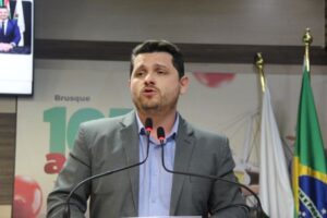 Projeto define diretrizes para inclusão e proteção digital de idosos
