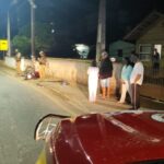 Motociclista fica ferido após colisão com poste em Gaspar